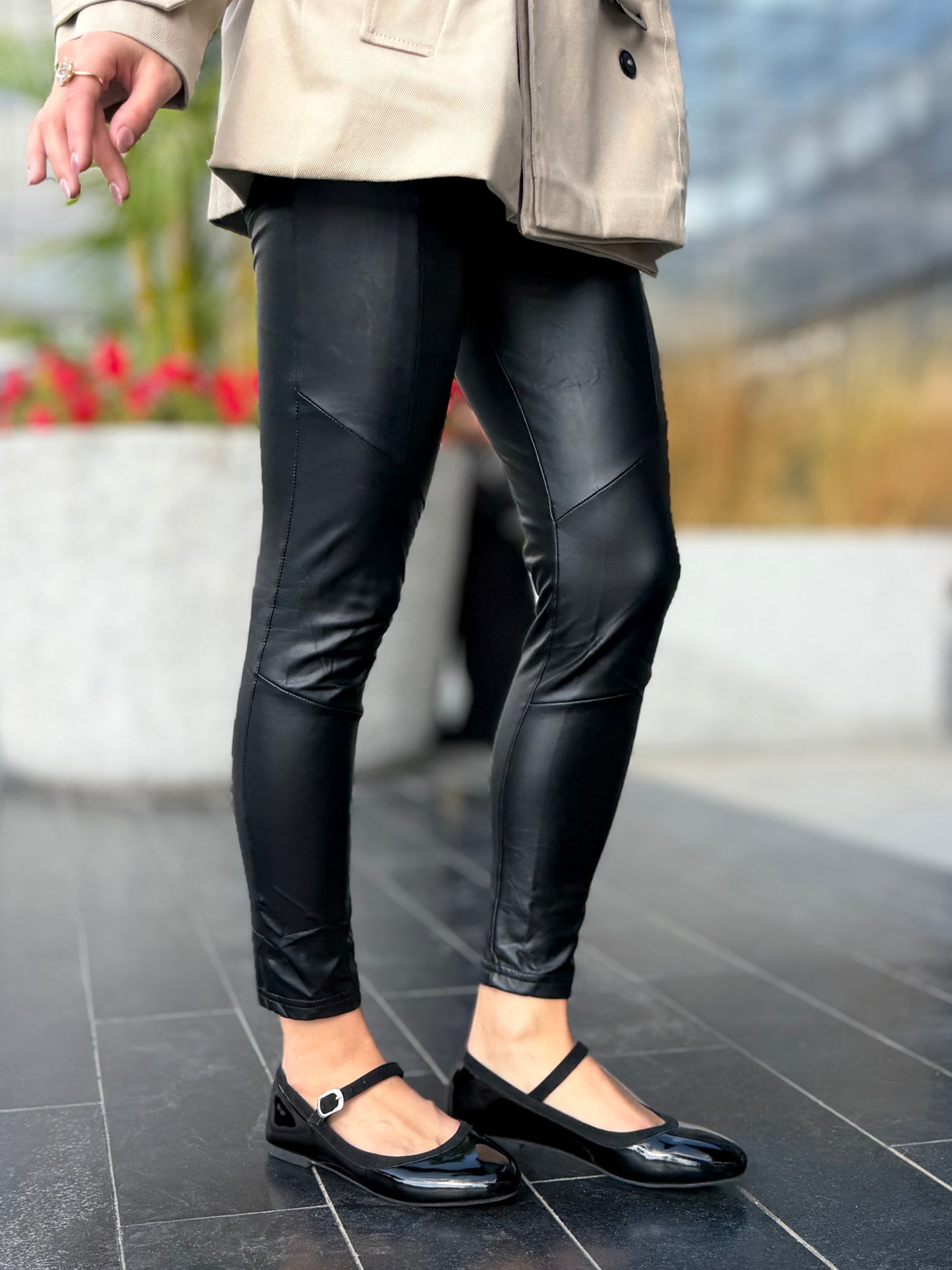 Glossy black Mary Jane flats