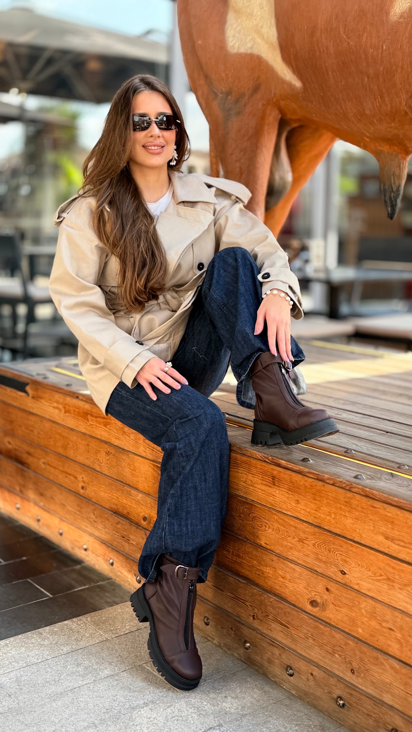buckle zip-up half boots