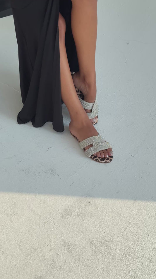 Infinity silver slides